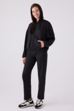 ⁦AR3110-S طقم تريننج للنساء قطعتين لون اسود⁩ - الصورة ⁦5⁩