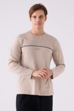 AR3140 طقم بيجاما قطن للرجال بلوز لون بيج مع بنطال لون اسود - الصورة 6