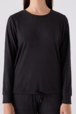 ⁦PC8925-S PIERRE CARDIN طقم تريننج للنساء قطعتين لون اسود⁩ - الصورة ⁦4⁩