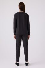 ⁦PC8925-S PIERRE CARDIN طقم تريننج للنساء قطعتين لون اسود⁩ - الصورة ⁦5⁩