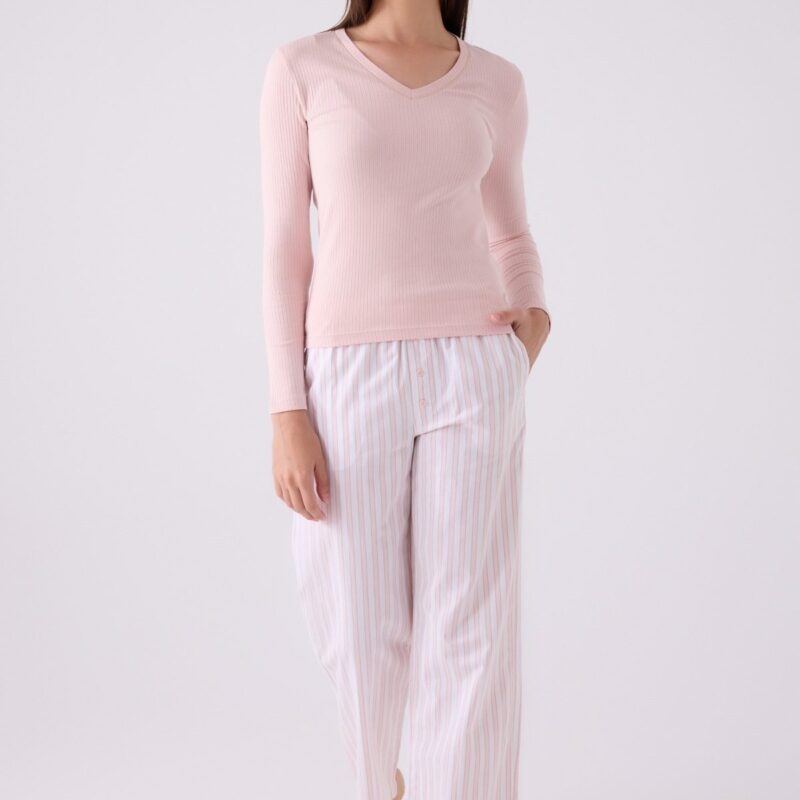 AR3120-S طقم بيجاما قطن للنساء قطعتين بلوز لون زهري مع بنطال مخطط باللونين الابيض والزهري