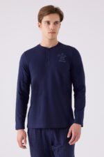 ⁦AR3130-S طقم بيجاما قطن للرجال كابلز لون كحلي⁩ - الصورة ⁦2⁩