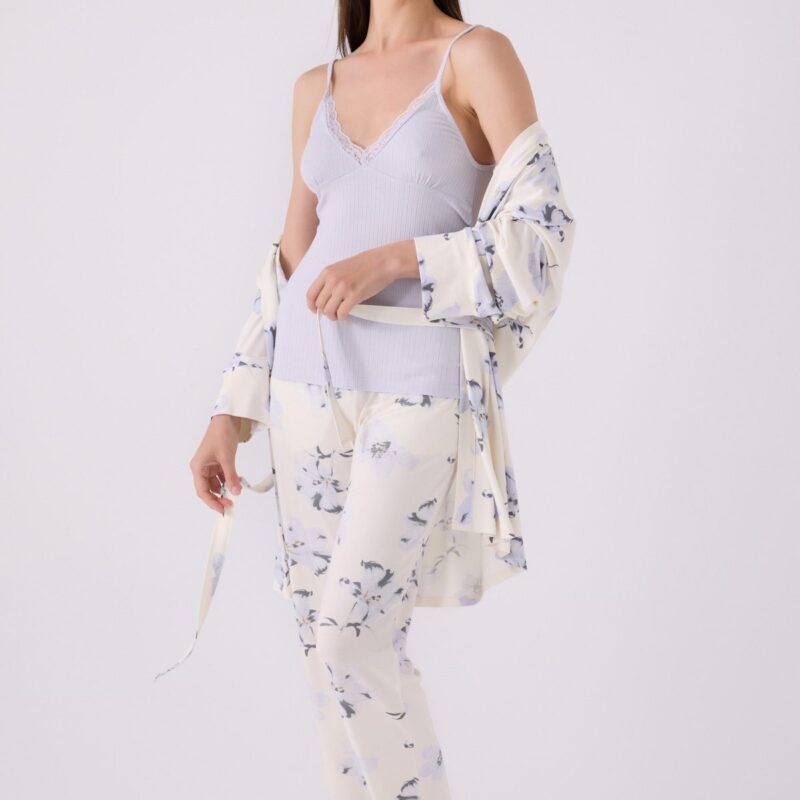 PC8885-S PIERRE CARDIN طقم بيجاما ثلاث قطع بتصميم مميز