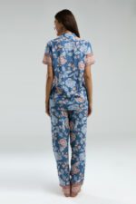 ⁦AR3201-S طقم بيجاما بأزرار قماش بارد لون ازرق⁩ - الصورة ⁦3⁩