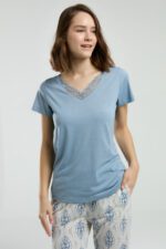 AR3257 طقم بيجاما قطعتين للنساء قماشها بارد