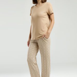 PC9001 PIERRE CARDIN طقم بيجاما للنساء قطعتين لون رملي