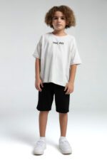 RP3572 طقم شورت للاولاد  قطن قطعتين بلوز لون كريمي مع شورت لون اسود