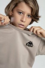 ⁦36225JW KAPPA BRAND تريننج شورت للاولاد قطن قطعتين لون بيج⁩ - الصورة ⁦2⁩