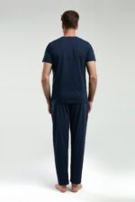 ⁦AR3354-S طقم بيجاما لون كحلي ثلاث قطع قطن للرجال مع علبة كرتون⁩ - الصورة ⁦5⁩