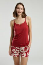 ⁦AR3264-S طقم شورت قطعتين لون احمر للنساء⁩ - الصورة ⁦4⁩