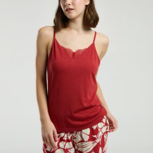 AR3264-S طقم شورت قطعتين لون احمر للنساء