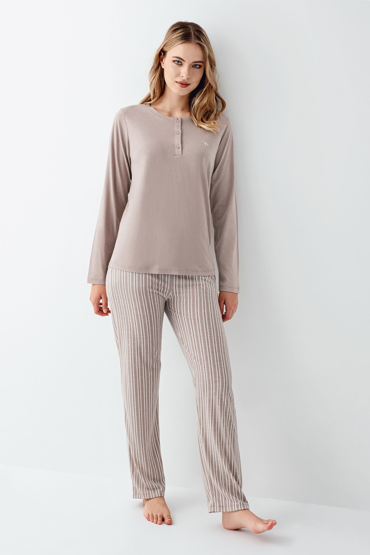 AR3425-S-V1 (2) AR3425 طقم بيجاما قطن للنساء لون بيج - الصورة 1