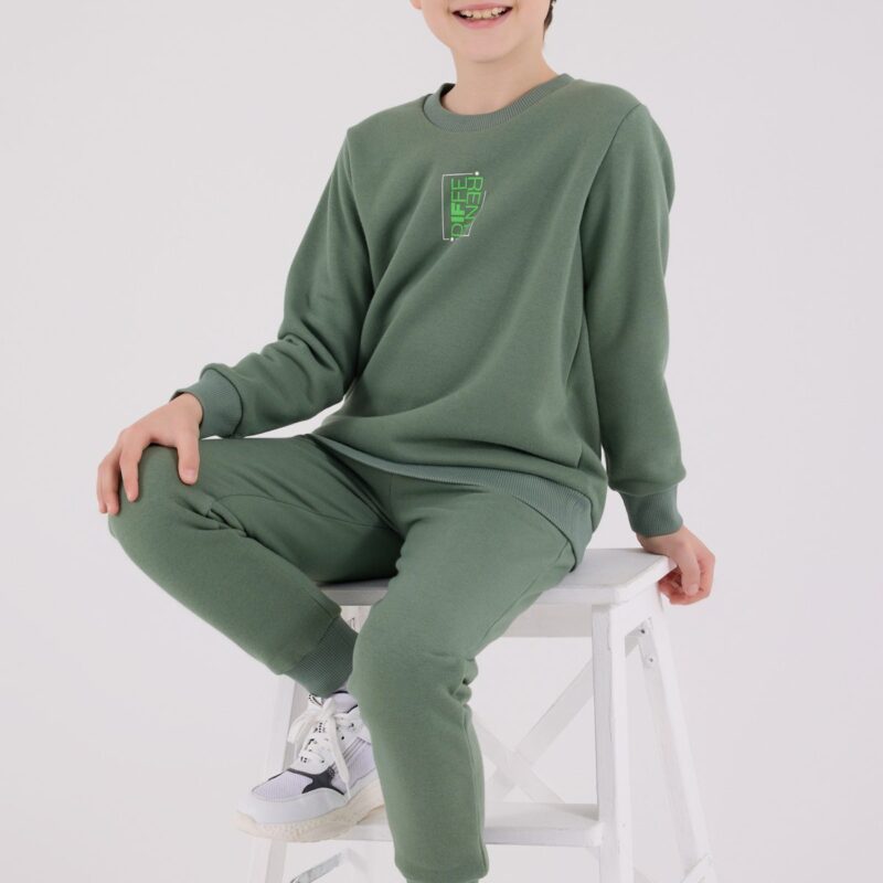 RP3652 طقم شتوي دافئ للاولاد مبطن لون اخضر