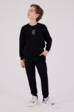 ⁦RP3652 طقم شتوي دافئ للاولاد مبطن لون اسود⁩ - الصورة ⁦2⁩