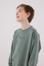 ⁦RP3656 تريننج للاولاد لون اخضر قطن ثلاث خيوط⁩ - الصورة ⁦2⁩