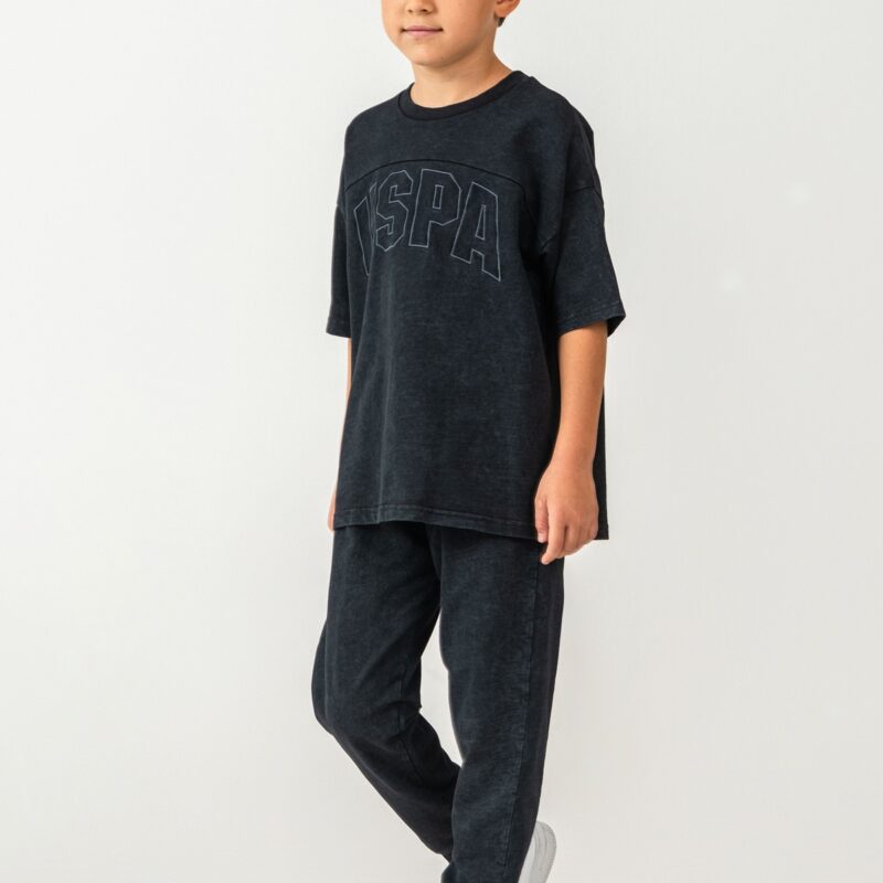 US2437 USPA طقم للاولاد قطن قطعتين لون اسود